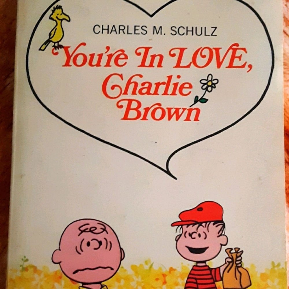 YOU'RE IN LOVE CHARLIE BROWN 1968 VINTAGE BOOK!